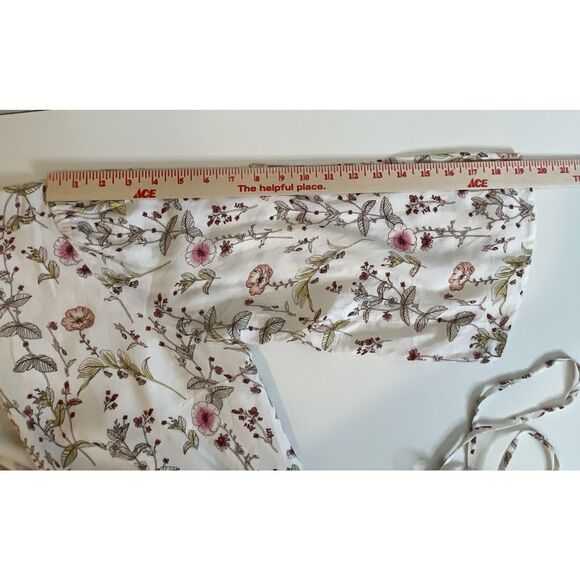 GAP Size XXL Floral Wrap Dress Ruffle 3/4 Sleeve Flowers 2X White V Neck - Picture 9 of 11